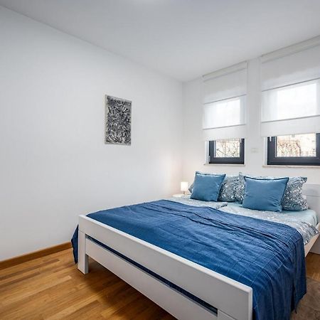 Punta Mary House With Apartment Umag Extérieur photo