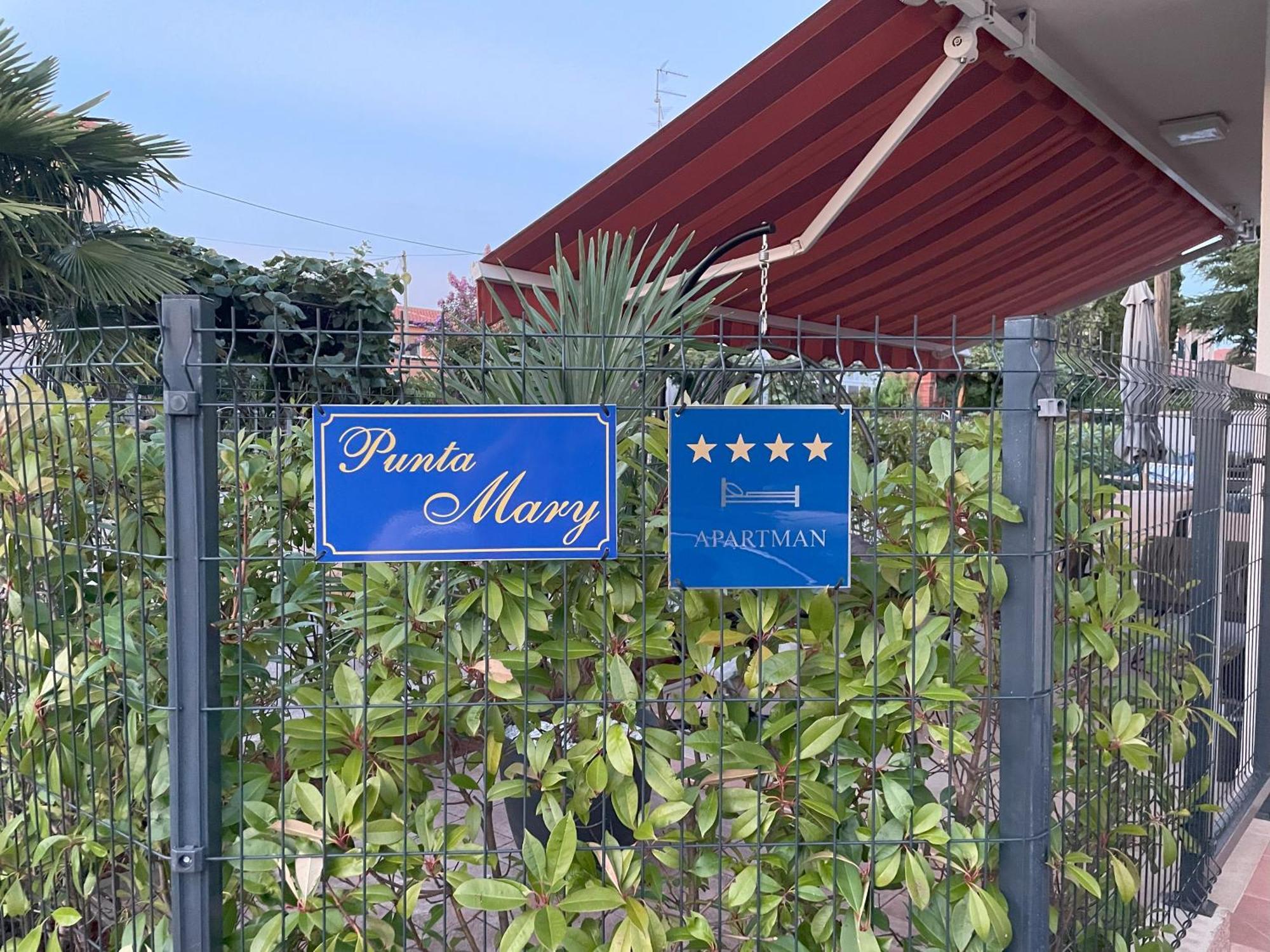 Punta Mary House With Apartment Umag Extérieur photo